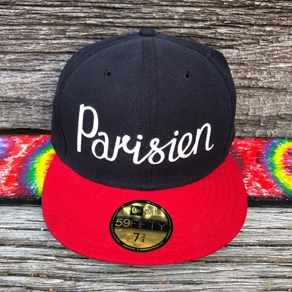 MAISON KITSUNE Black and Red Parisien Cap - Picture 1 of 13